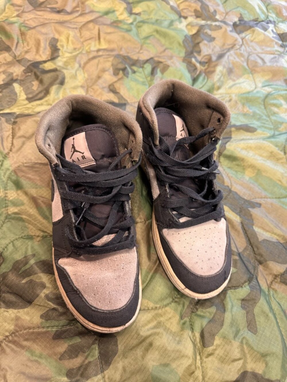 Air Jordan 1 Mid Palomino Sneakers - Women's 7.5 - Picture 2 of 6